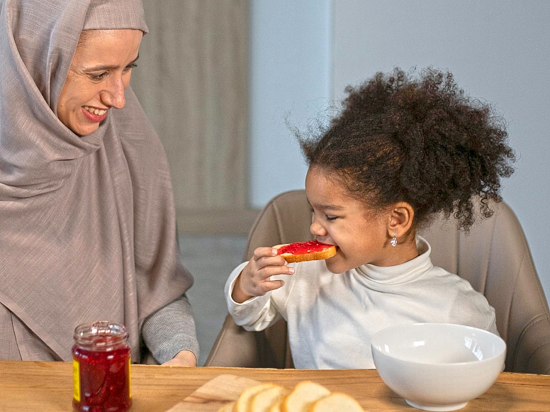 girl having halal snacks