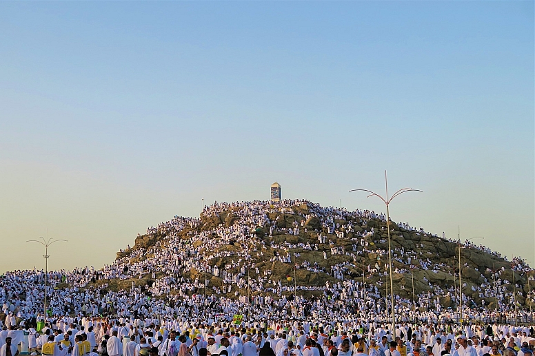 seeking forgiveness on mount arafat